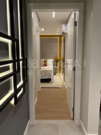 Imagem Apartamento com 2 Quartos à Venda, 73 m² em Centro - Navegantes
