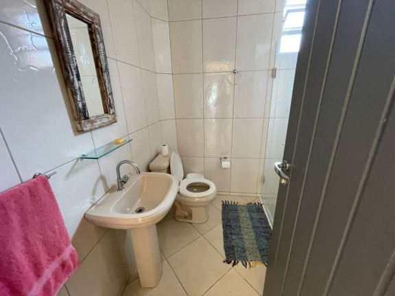 Imagem Casa com 5 Quartos à Venda, 245 m² em Governador Celso Ramos - Governador Celso Ramos Imagem Casa com 5 Quartos à Venda, 245 m² em Governador Celso Ramos - Governador Celso Ramos