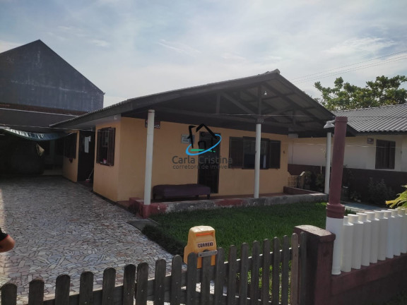 Imagem Casa com 5 Quartos à Venda, em Balneário Shangri-lá - Pontal Do Paraná Imagem Casa com 5 Quartos à Venda, em Balneário Shangri-lá - Pontal Do Paraná
