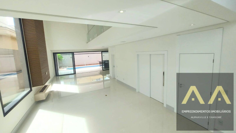 Imagem Casa com 4 Quartos à Venda, 389 m² em Tamboré - Santana De Parnaíba