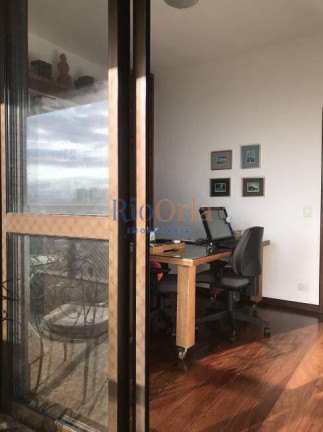 Imagem Apartamento com 4 Quartos à Venda, 165 m² em Barra Da Tijuca - Rio De Janeiro