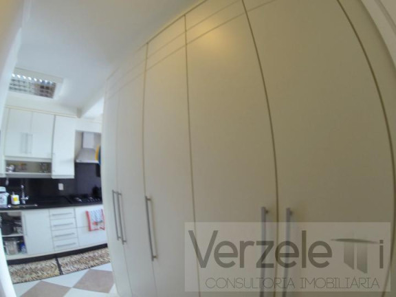 Imagem Apartamento com 3 Quartos à Venda, 186 m² em Centro - Balneário Camboriú Imagem Apartamento com 3 Quartos à Venda, 186 m² em Centro - Balneário Camboriú