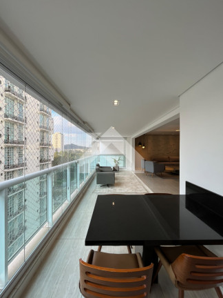 Imagem Apartamento com 3 Quartos à Venda, 235 m² em Alphaville - Barueri