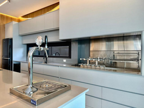 Imagem Sobrado com 6 Quartos à Venda, 538 m² em Centro - Xangri-la