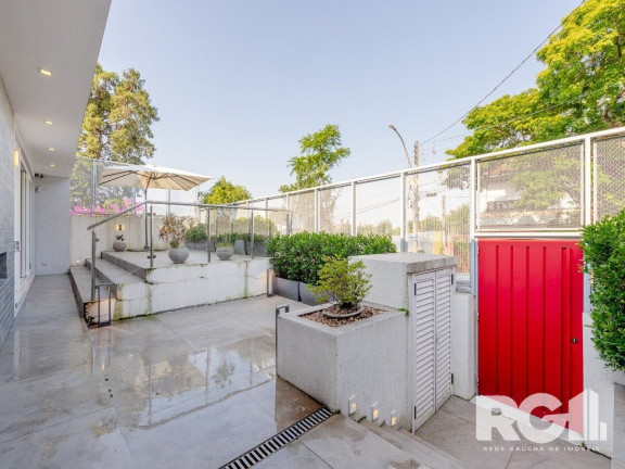Imagem Casa com 3 Quartos à Venda, em Três Figueiras - Porto Alegre Imagem Casa com 3 Quartos à Venda, em Três Figueiras - Porto Alegre