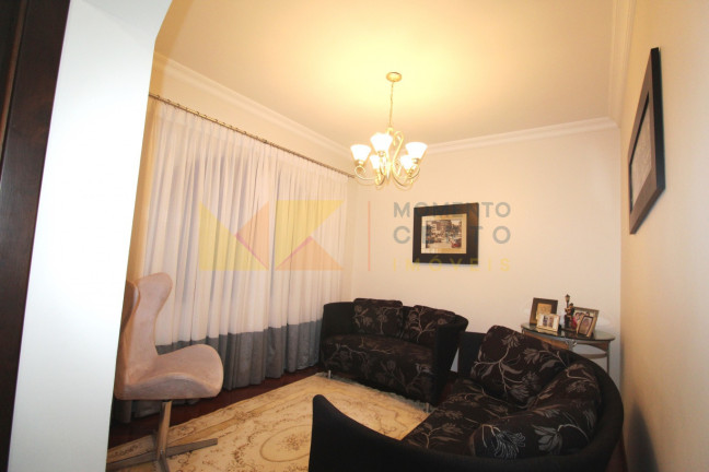 Imagem Casa com 3 Quartos à Venda, 650 m² em Valparaíso - Blumenau