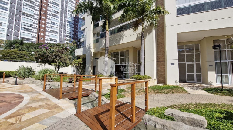 Imagem Apartamento com 3 Quartos à Venda, 240 m² em Cidade Monções - São Paulo Imagem Apartamento com 3 Quartos à Venda, 240 m² em Cidade Monções - São Paulo
