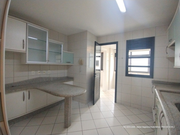 Imagem Apartamento com 3 Quartos à Venda, 151 m² em Centro - Florianópolis Imagem Apartamento com 3 Quartos à Venda, 151 m² em Centro - Florianópolis