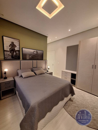 Imagem Apartamento com 4 Quartos à Venda, 217 m² em Itapema Imagem Apartamento com 4 Quartos à Venda, 217 m² em Itapema