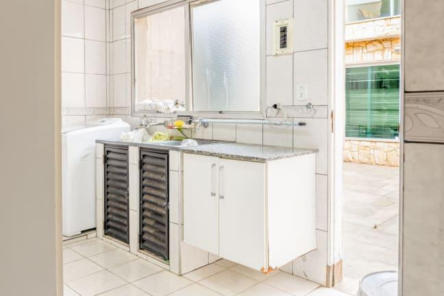 Imagem Casa com 3 Quartos à Venda, 470 m² em Vila Carrão - São Paulo