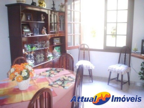 Imagem Casa com 4 Quartos à Venda, 320 m² em Agriões - Teresópolis Imagem Casa com 4 Quartos à Venda, 320 m² em Agriões - Teresópolis
