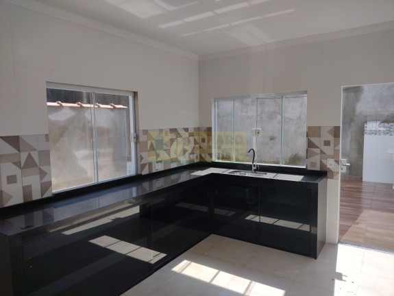 Imagem Sobrado com 3 Quartos à Venda,  em Getuba - Caraguatatuba