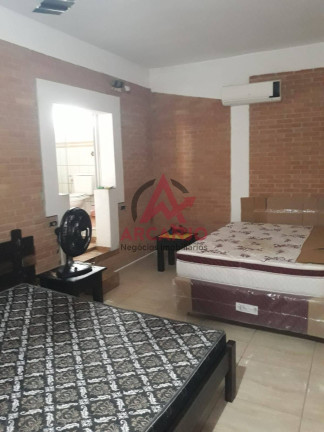 Imagem Casa com 7 Quartos à Venda, 540 m² em Centro - Ubatuba