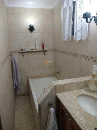 Imagem Casa com 3 Quartos à Venda, 200 m² em Albuquerque - Teresópolis Imagem Casa com 3 Quartos à Venda, 200 m² em Albuquerque - Teresópolis