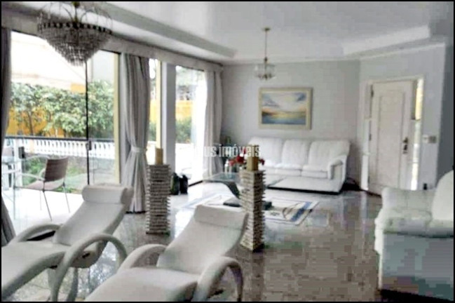 Imagem Casa com 7 Quartos à Venda, 550 m² em Interlagos - São Paulo Imagem Casa com 7 Quartos à Venda, 550 m² em Interlagos - São Paulo