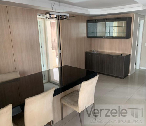 Imagem Apartamento com 3 Quartos para Alugar, 170 m² em Centro - Balneário Camboriú