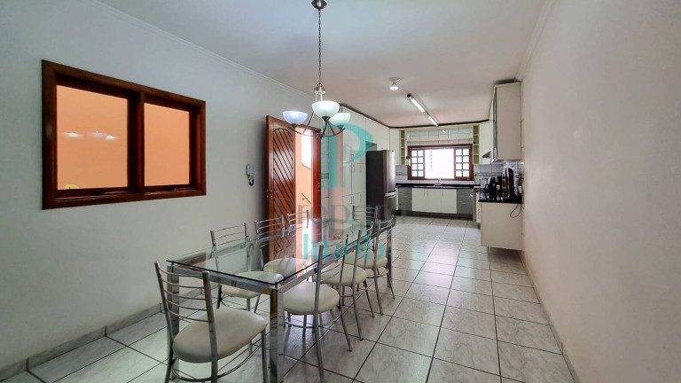Imagem Sobrado com 3 Quartos à Venda, 243 m² em Umuarama - Osasco Imagem Sobrado com 3 Quartos à Venda, 243 m² em Umuarama - Osasco