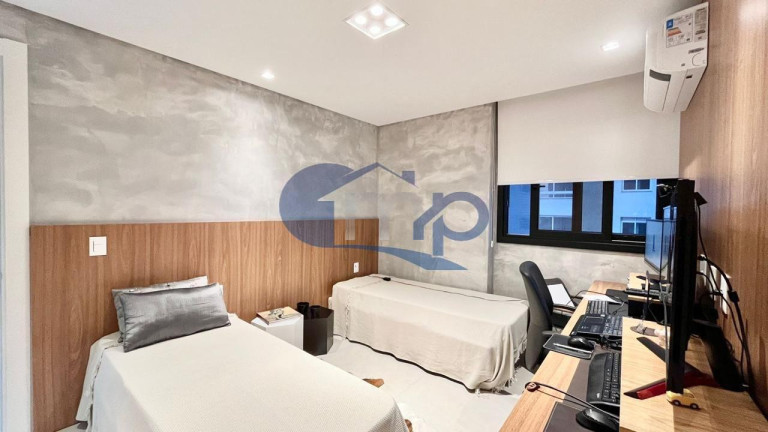 Imagem Apartamento com 4 Quartos à Venda, 215 m² em Predial - Torres Imagem Apartamento com 4 Quartos à Venda, 215 m² em Predial - Torres