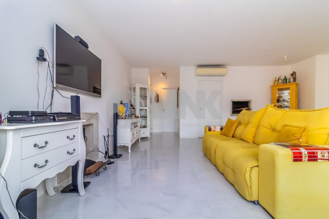 Imagem Apartamento com 3 Quartos à Venda, 122 m² em Petrópolis - Porto Alegre Imagem Apartamento com 3 Quartos à Venda, 122 m² em Petrópolis - Porto Alegre
