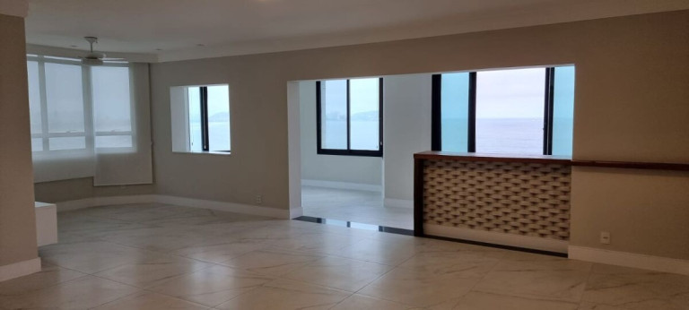 Imagem Apartamento com 4 Quartos à Venda, 230 m² em Pitangueiras - Guarujá Imagem Apartamento com 4 Quartos à Venda, 230 m² em Pitangueiras - Guarujá