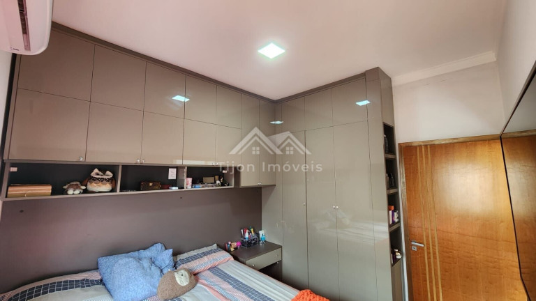 Imagem Casa de Condomínio com 3 Quartos à Venda, 125 m² em Horto Florestal Villágio - Sorocaba Imagem Casa de Condomínio com 3 Quartos à Venda, 125 m² em Horto Florestal Villágio - Sorocaba