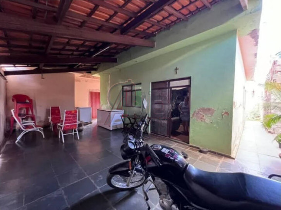 Imagem Casa com 3 Quartos à Venda, 360 m² em Jardim Palmeiras - Montes Claros Imagem Casa com 3 Quartos à Venda, 360 m² em Jardim Palmeiras - Montes Claros