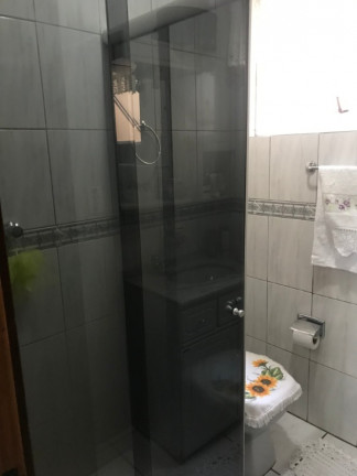 Imagem Casa com 4 Quartos à Venda, 230 m² em Jardim Itu - Porto Alegre