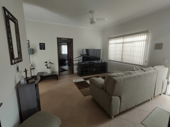 Imagem Sobrado com 3 Quartos à Venda, 239 m² em Jardim Esplanada - Guaratinguetá Imagem Sobrado com 3 Quartos à Venda, 239 m² em Jardim Esplanada - Guaratinguetá