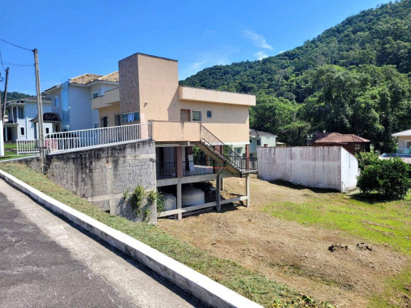 Imagem Terreno à Venda, 360 m² em Rio Do Ouro - Niterói Imagem Terreno à Venda, 360 m² em Rio Do Ouro - Niterói
