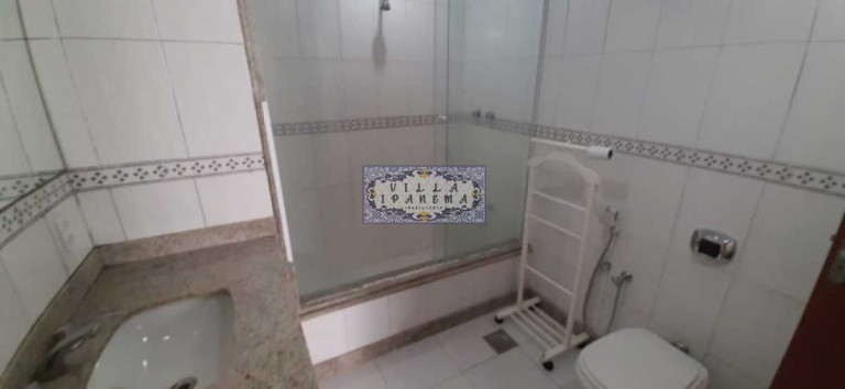Imagem Imóvel com 3 Quartos à Venda, 400 m² em São Conrado - Rio De Janeiro Imagem Imóvel com 3 Quartos à Venda, 400 m² em São Conrado - Rio De Janeiro