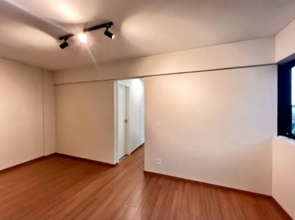 Imagem Imóvel com 3 Quartos à Venda, 70 m² em Jardim Parque Morumbi - São Paulo Imagem Imóvel com 3 Quartos à Venda, 70 m² em Jardim Parque Morumbi - São Paulo