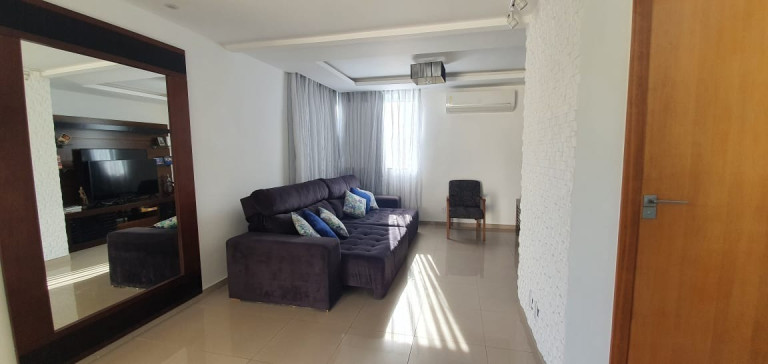 Imagem Casa com 3 Quartos à Venda, 180 m² em Piratininga - Niterói Imagem Casa com 3 Quartos à Venda, 180 m² em Piratininga - Niterói
