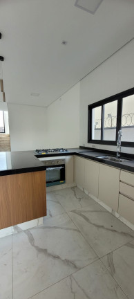 Imagem Sobrado com 3 Quartos à Venda, 145 m² em Villas Do Jaguari - Santana De Parnaíba Imagem Sobrado com 3 Quartos à Venda, 145 m² em Villas Do Jaguari - Santana De Parnaíba