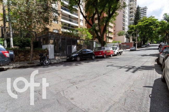 Imagem Imóvel com 2 Quartos à Venda, 90 m² em Moema - São Paulo Imagem Imóvel com 2 Quartos à Venda, 90 m² em Moema - São Paulo