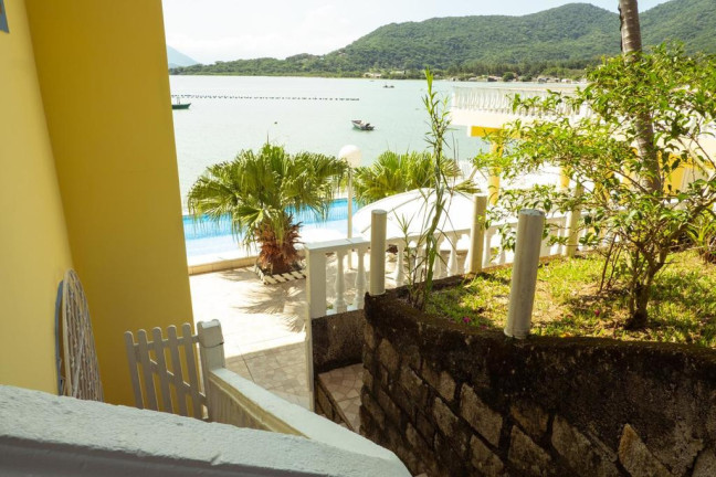 Imagem Casa com 5 Quartos à Venda, 750 m² em Ribeirão Da Ilha - Florianópolis Imagem Casa com 5 Quartos à Venda, 750 m² em Ribeirão Da Ilha - Florianópolis