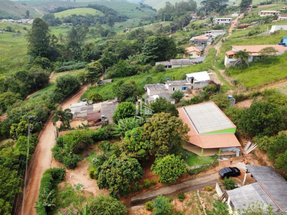 Imagem Chácara com 3 Quartos à Venda, 3.000 m² em Mombuca - Santa Branca Imagem Chácara com 3 Quartos à Venda, 3.000 m² em Mombuca - Santa Branca