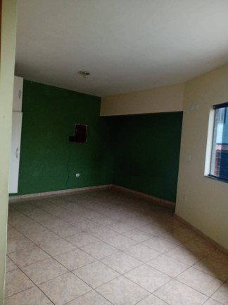 Imagem Casa com 2 Quartos para Alugar, 205 m² em Taboão - Diadema