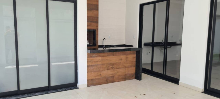 Imagem Casa com 3 Quartos à Venda, 318 m² em Loteamento Residencial Parque Das Araucárias - Tremembé Imagem Casa com 3 Quartos à Venda, 318 m² em Loteamento Residencial Parque Das Araucárias - Tremembé