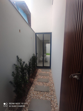 Imagem Imóvel com 3 Quartos à Venda, 184 m² em Saguaçu - Joinville