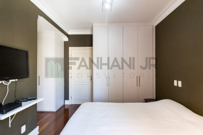Imagem Imóvel com 3 Quartos à Venda, 261 m² em Itaim Bibi - São Paulo