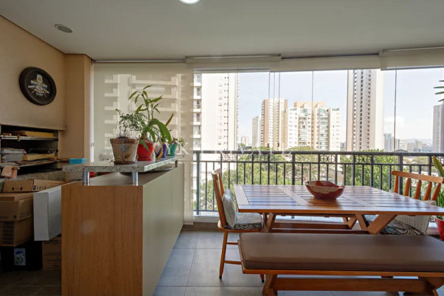 Imagem Apartamento com 3 Quartos à Venda, 153 m² em Vila Romana - São Paulo