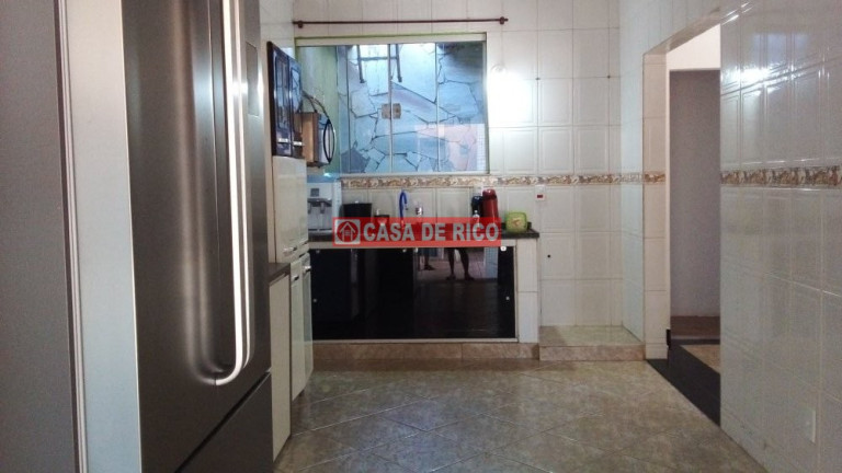 Imagem Sobrado com 3 Quartos à Venda, 187 m² em Vale Verde - Londrina Imagem Sobrado com 3 Quartos à Venda, 187 m² em Vale Verde - Londrina