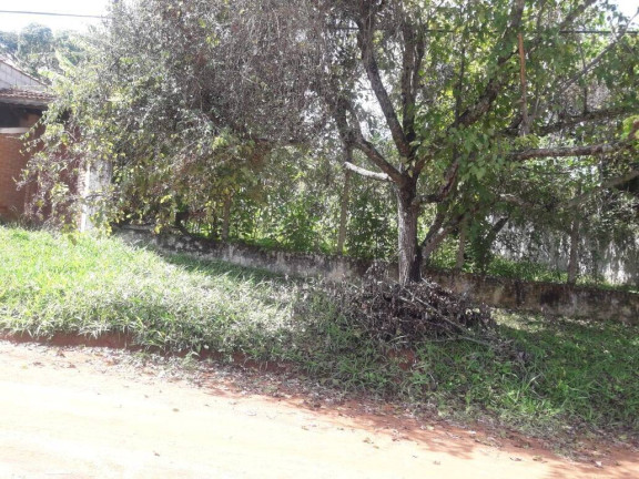 Terreno à Venda, 709 m² em Vitória Régia - Atibaia