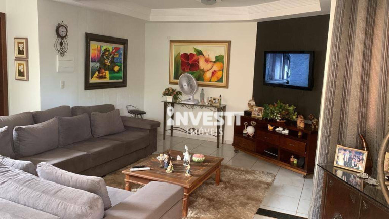 Imagem Sobrado com 4 Quartos à Venda, 340 m² em Setor Jaó - Goiânia Imagem Sobrado com 4 Quartos à Venda, 340 m² em Setor Jaó - Goiânia