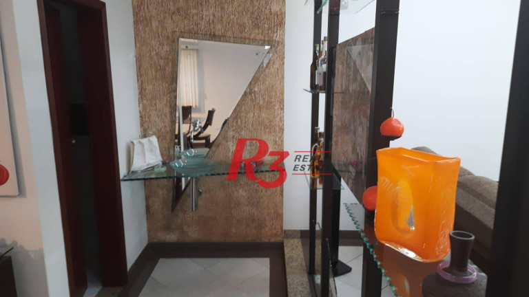 Imagem Casa com 4 Quartos à Venda, 550 m² em Embaré - Santos Imagem Casa com 4 Quartos à Venda, 550 m² em Embaré - Santos