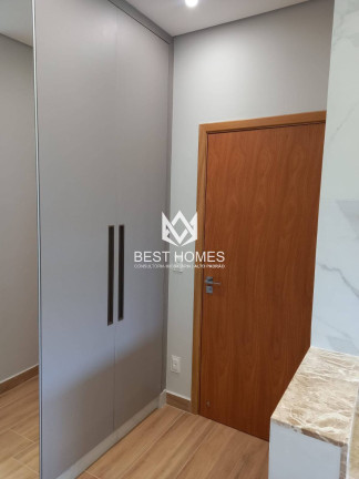 Imagem Casa com 3 Quartos à Venda, 340 m² em Caxambu - Jundiaí Imagem Casa com 3 Quartos à Venda, 340 m² em Caxambu - Jundiaí
