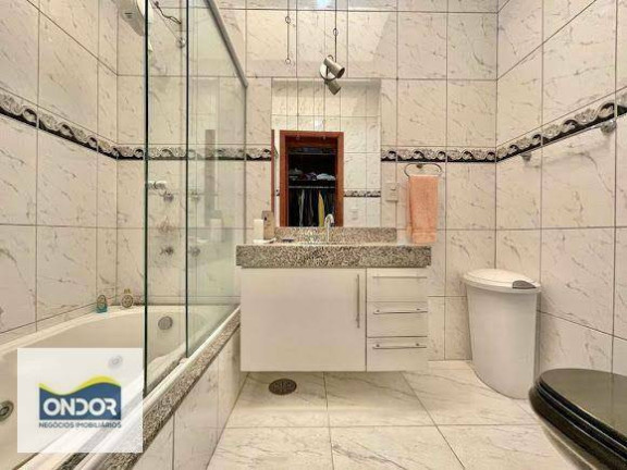 Casa de Condomínio com 6 Quartos à Venda, 1.200 m² em Golf Park - Carapicuíba