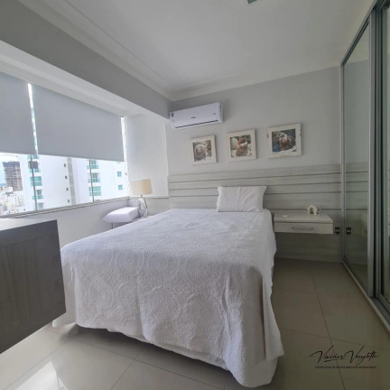 Imagem Apartamento com 5 Quartos para Temporada, 218 m² em Centro - Balneário Camboriú Imagem Apartamento com 5 Quartos para Temporada, 218 m² em Centro - Balneário Camboriú