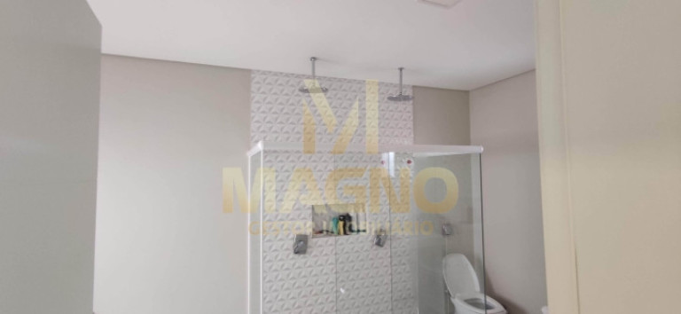 Imagem Sobrado com 4 Quartos à Venda, 272 m² em Recanto Tropical - Cascavel