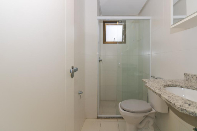 Imagem Apartamento com 3 Quartos à Venda, em São João - Porto Alegre Imagem Apartamento com 3 Quartos à Venda, em São João - Porto Alegre